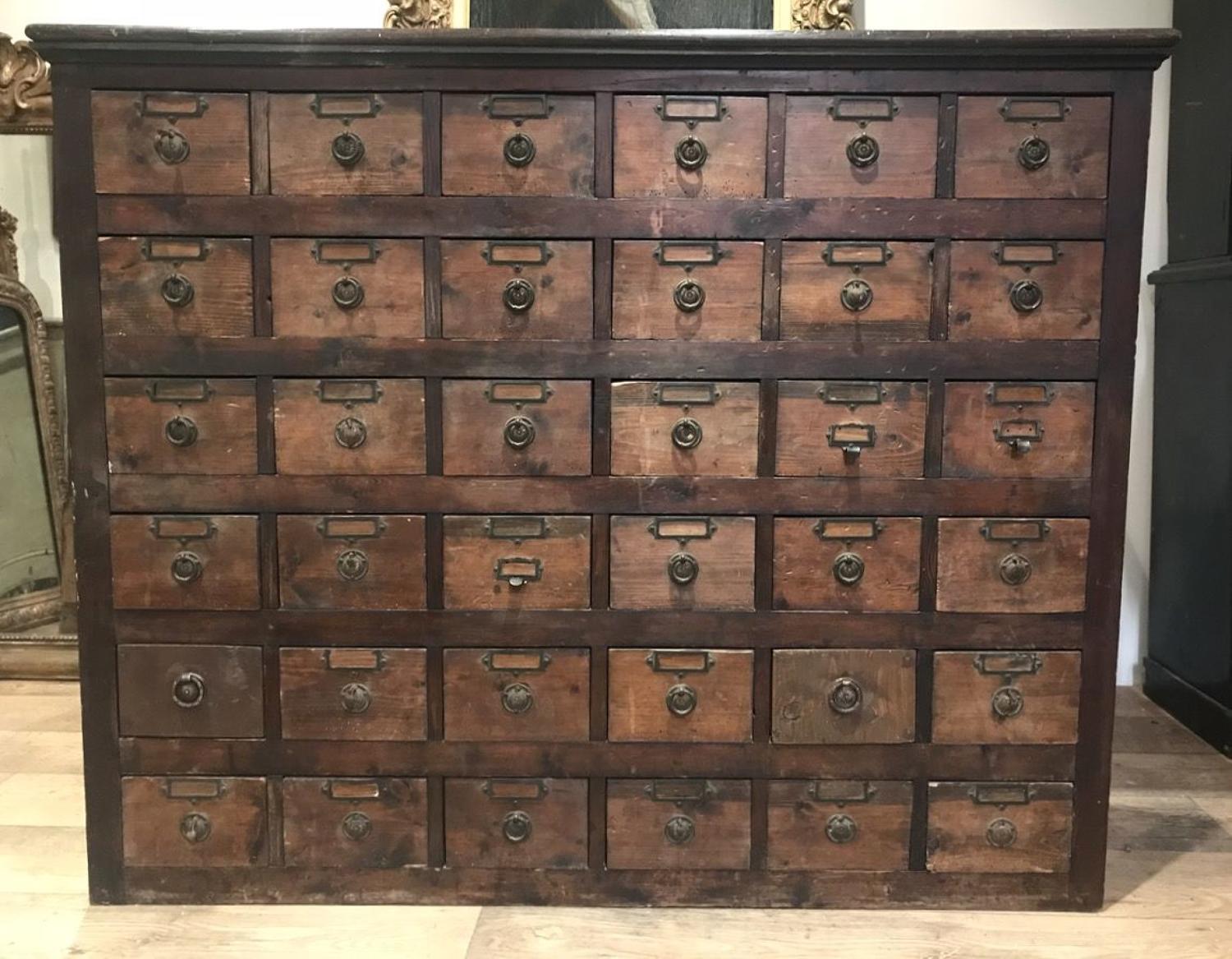 VICTORIAN BANK OF DRAWERS