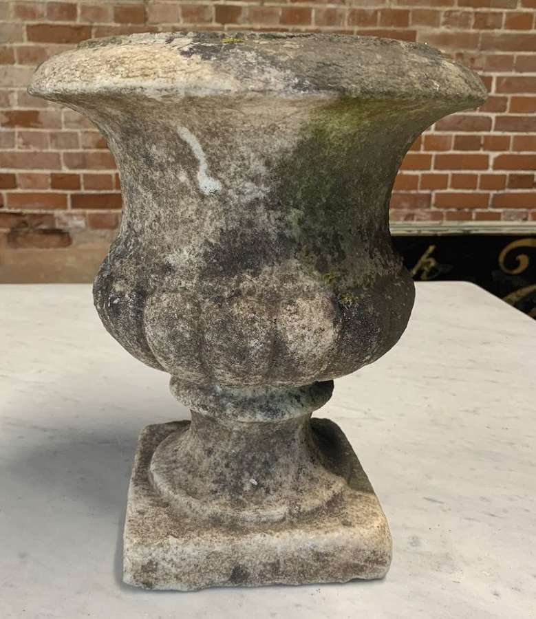 19TH CENTURY WEATHERED MARBLE URN
