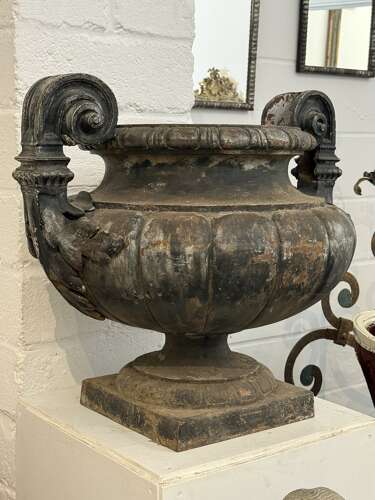 LARGE 19TH CENTURY CAST IRON URN BY DURENNE