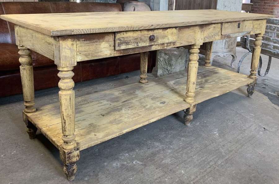 ANTIQUE PINE DRAPERS TABLE