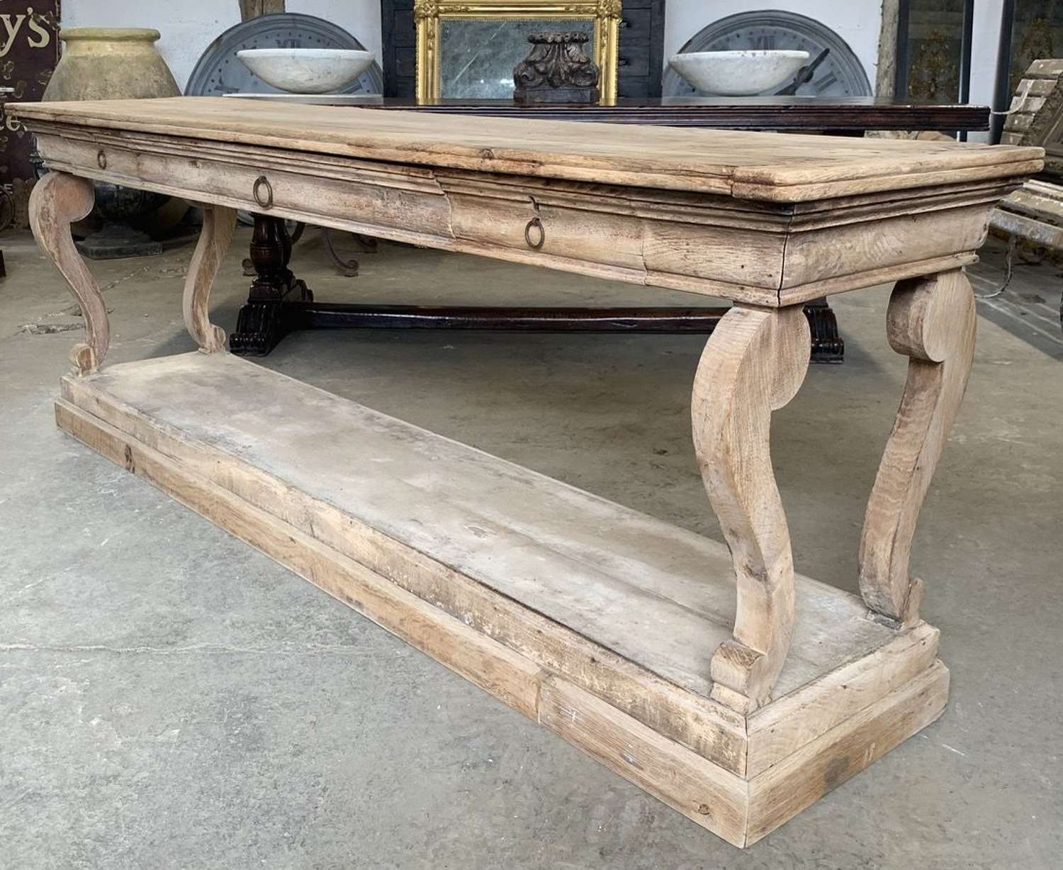 19TH CENTURY FRENCH OAK DRAPERS TABLE