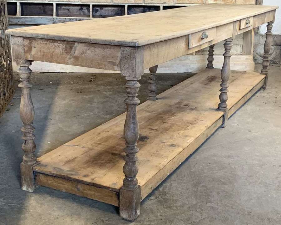 LARGE 19TH CENTURY FRENCH DRAPERS TABLE