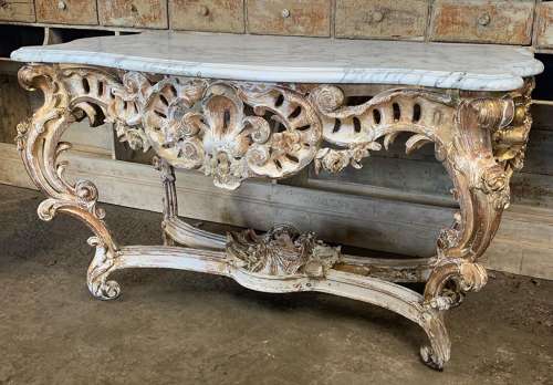 19TH CENTURY GILT WOOD ROCOCO CENTER TABLE