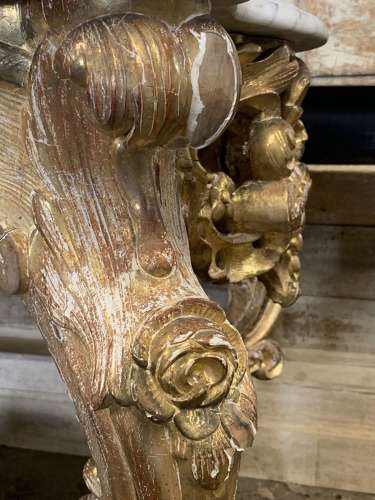 19TH CENTURY GILT WOOD ROCOCO CENTER TABLE