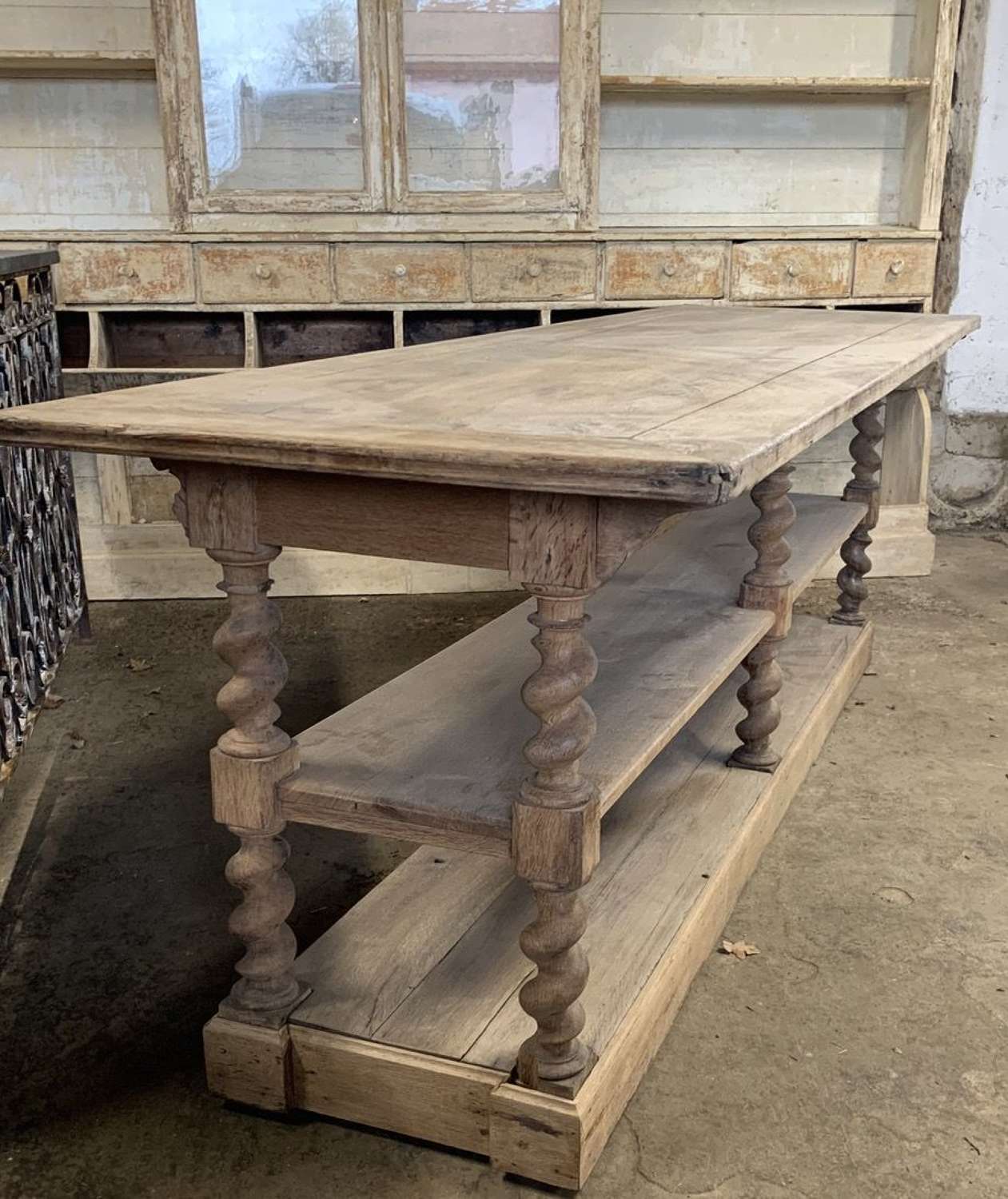 19TH CENTURY FRENCH OAK DRAPERS CONSOLE TABLE