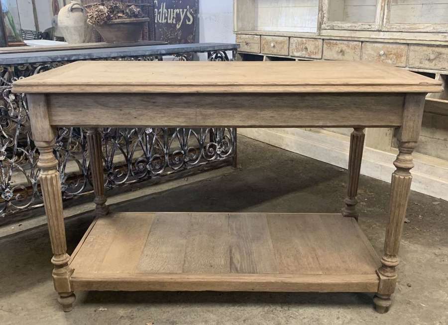 SMALL FRENCH WASHED OAK DRAPERS TABLE