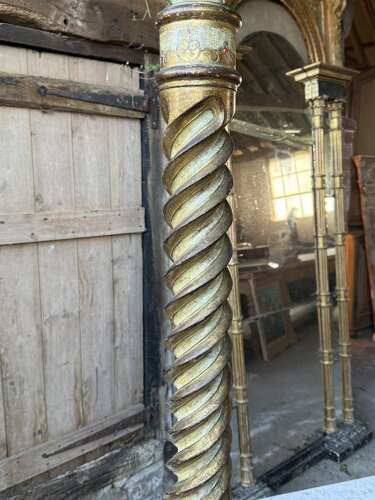 Italian Florentine Wooden Stand