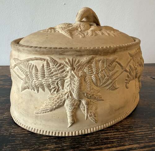 English Wedgwood Caneware Pottery Game Pie Tureen